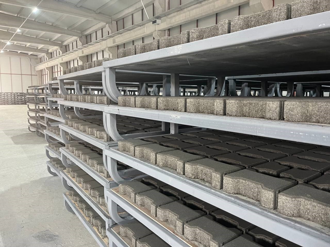 NİĞDE BELEDİYESİ, 120 MİLYON LİRANIN ÜZERİNDEKİ YATIRIMLA HAYATA GEÇİRDİĞİ BETON, PARKE VE...