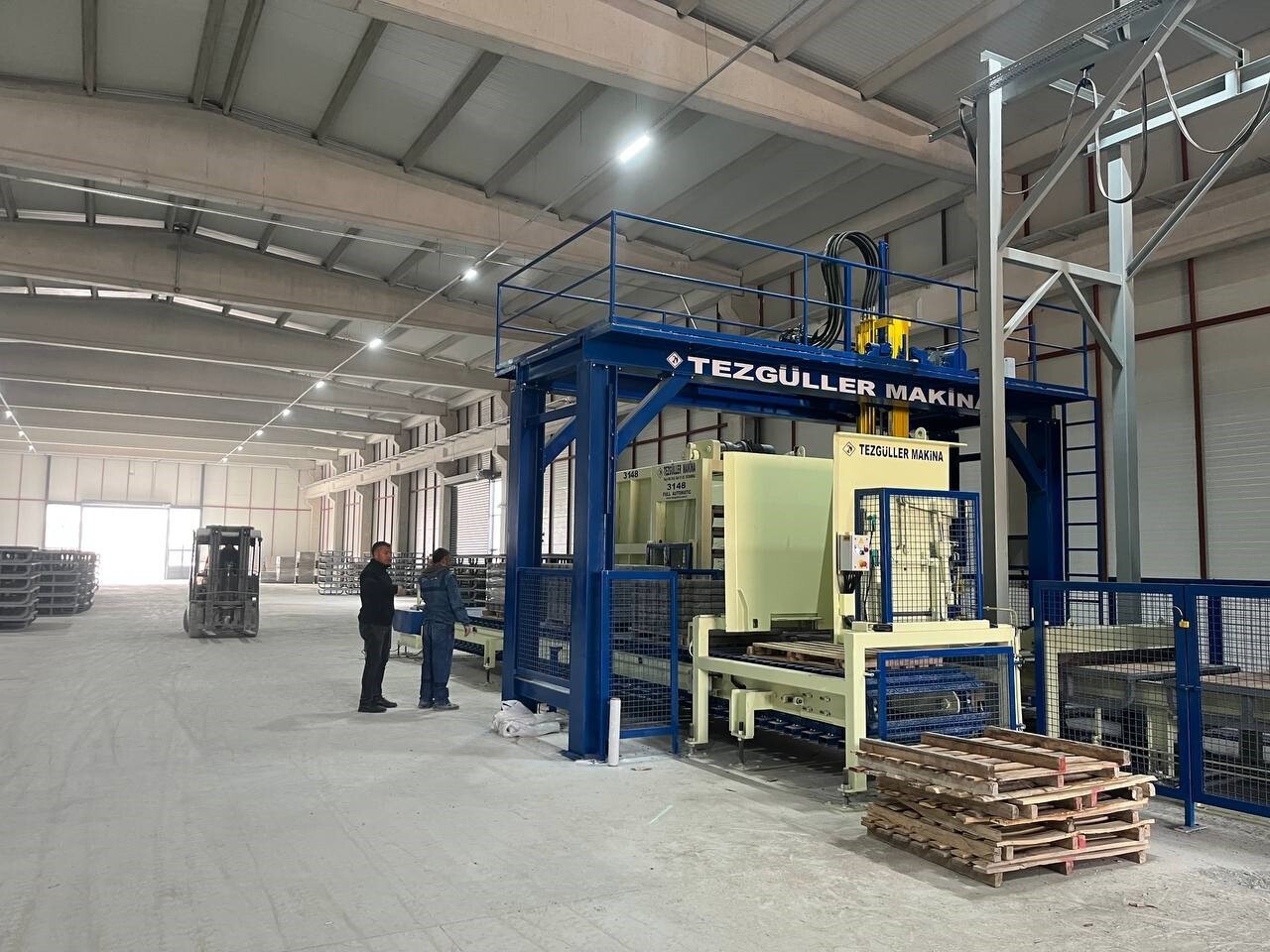 NİĞDE BELEDİYESİ, 120 MİLYON LİRANIN ÜZERİNDEKİ YATIRIMLA HAYATA GEÇİRDİĞİ BETON, PARKE VE...