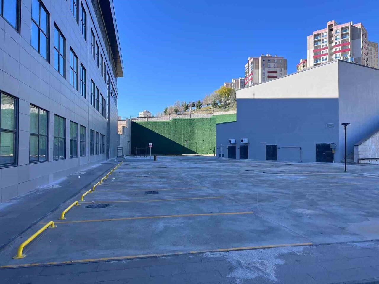 NİĞDE’DE İNŞASI TAMAMLANMA AŞAMASINA GELEN AĞIZ VE DİŞ HASTANESİ, 2026 YILININ İLK AYLARINDA...