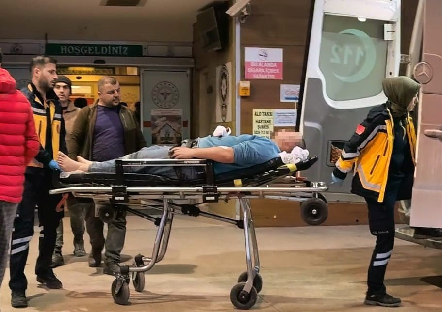 OLAY 17.00 SIRALARINDA AKHİSAR MAHALLESİ 282. SOKAKTA YAPIMI DEVAM EDEN MOBİLYA FABRİKASINDA...