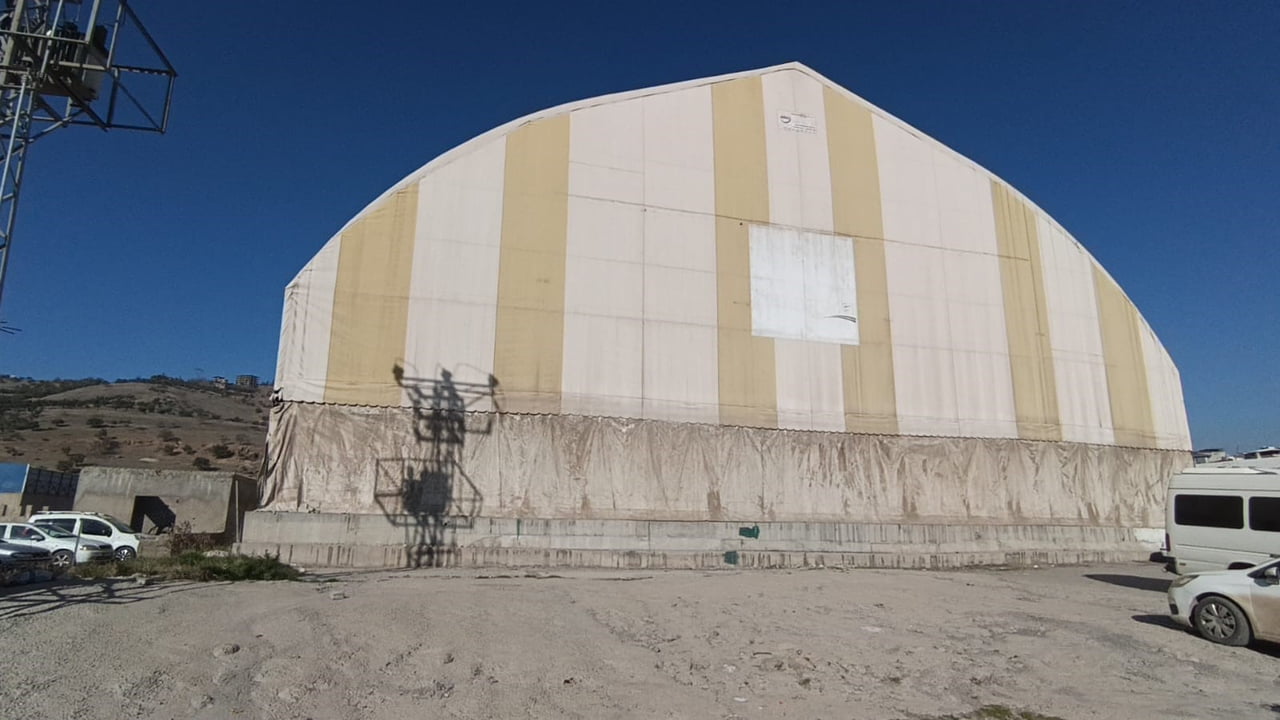 OLAY, ONİKİŞUBAT İLÇESİ VADİ MAHALLESİ'NDEKİ BİR HALI SAHADA MEYDANA GELDİ