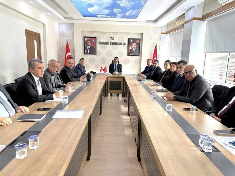 OSMANELİ'NDE İLÇE İDARE ŞUBE BAŞKANLARI TOPLANTISI YAPILDI