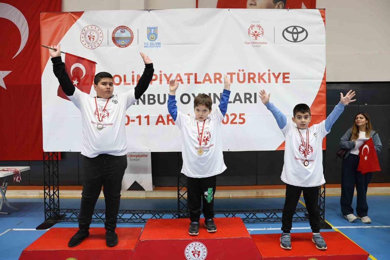 ÖZEL OLİMPİYATLAR TÜRKİYE TARAFINDAN DÜZENLENEN İSTANBUL OYUNLARI, SİLİVRİ ALİBEY SPOR SALONU’NDA...