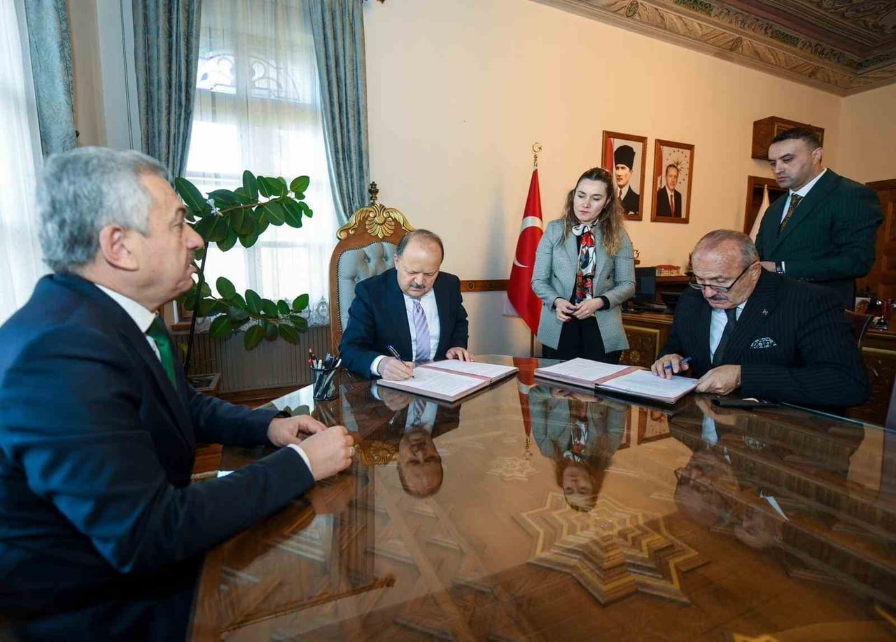 "RIZA VE HÜRMET (SAYGIN HAYAT)" PROJESİYLE 2 MİLYON LİRALIK HİBE DESTEĞİ ALAN TAŞKÖPRÜ BELEDİYESİ...