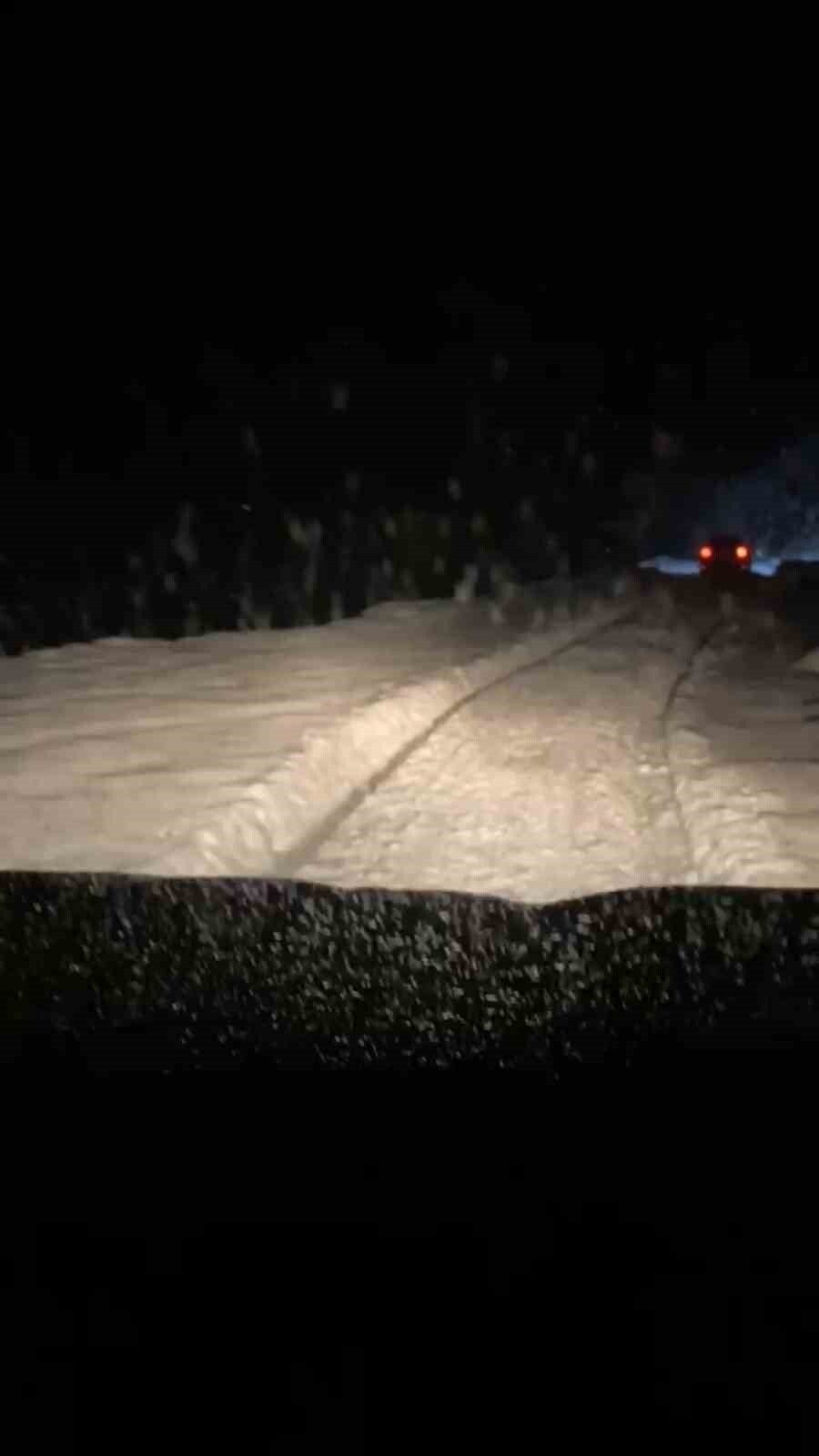 RİZE’DE GEÇ GELEN KAR YAĞIŞI YÜKSEK KESİMLERDE ETKİLİ OLMAYA BAŞLADI.