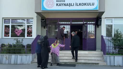 Sabri Öğretmen’e yapılan sürprize Ankara’dan duygusal mektuplar