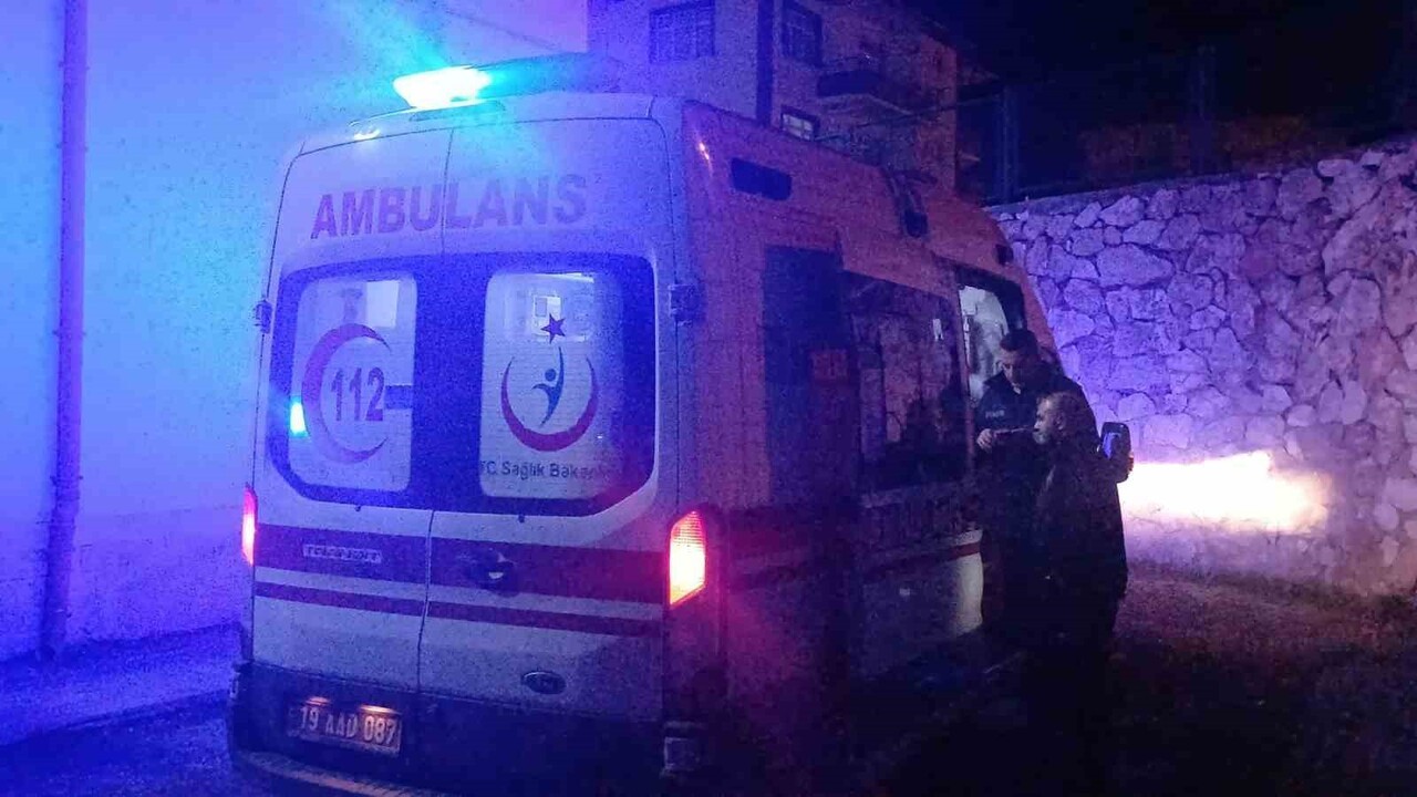 SAĞLIK PERSONELLERİNİN YARALILARA MÜDAHALESİ