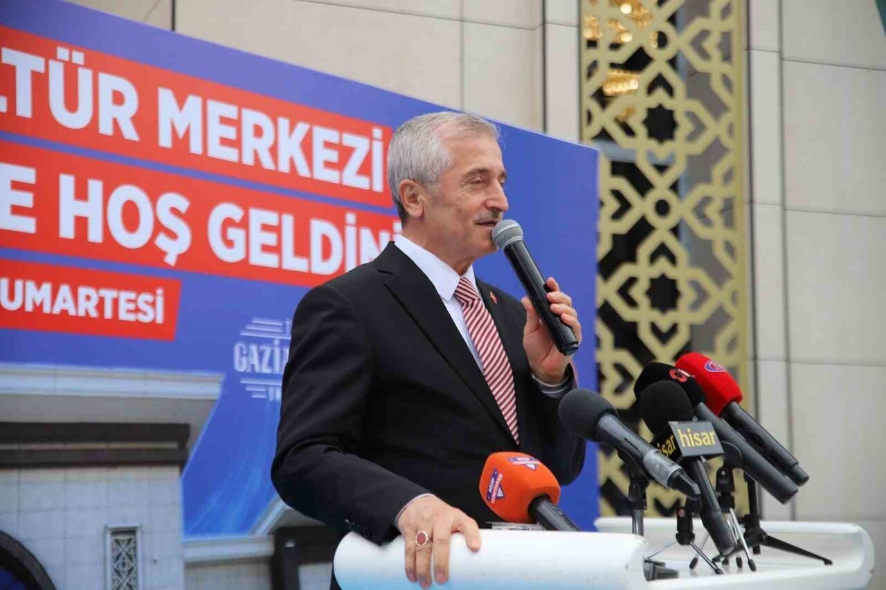 ŞAHİNBEY BELEDİYESİ TARAFINDAN NİZİP İLÇESİNE KAZANDIRILAN KÜLTÜR MERKEZİ, DÜZENLENEN TÖRENLE...