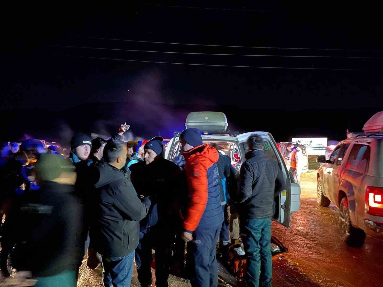 SAKARYA’NIN AKYAZI İLE TARAKLI ARASINDA BULUNAN KARAGÖL YAYLASI MEVKİİNDE KAYBOLAN VE GECE GÖRÜŞLÜ...
