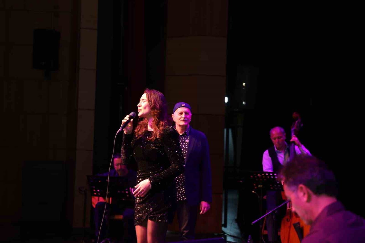 SAMSUN BÜYÜKŞEHİR BELEDİYESİ (SBB) TARAFINDAN DÜZENLENEN İNCESAZ KONSERİ, VATANDAŞLAR TARAFINDAN...