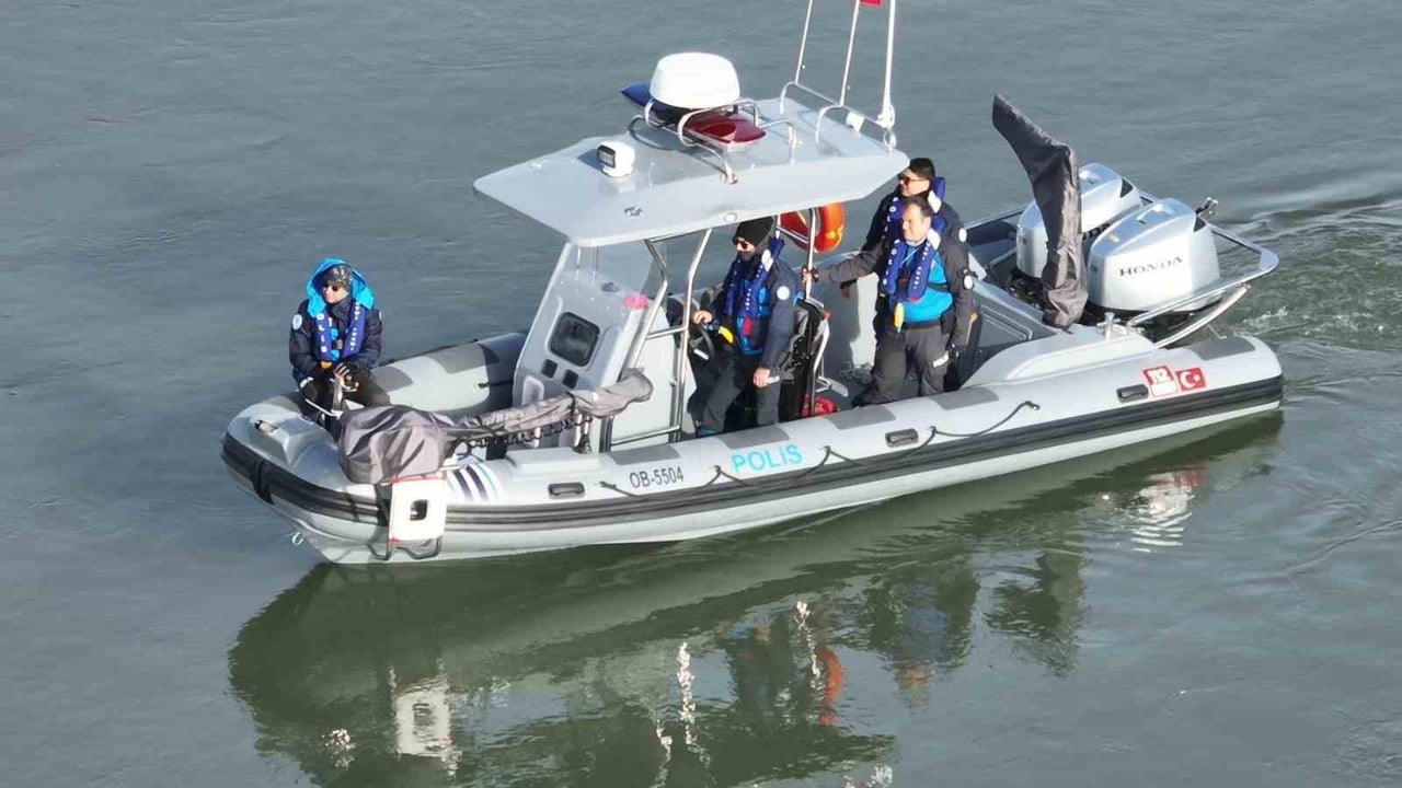 SAMSUN’DA SU ÜRÜNLERİ KAYNAKLARININ KORUNMASI VE YASA DIŞI AVCILIKLA MÜCADELE KAPSAMINDA POLİS...