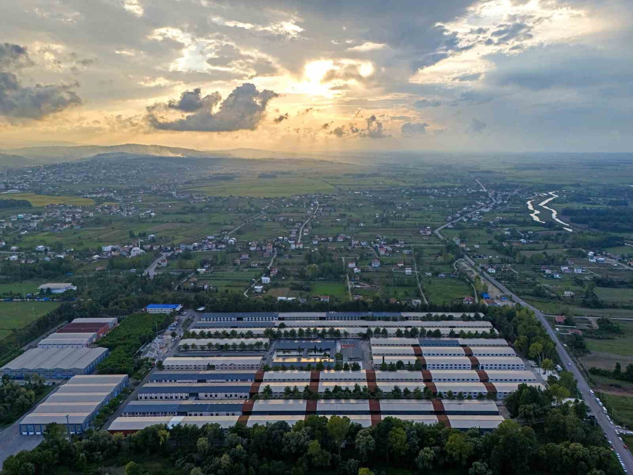 SAMSUN ÜNİVERSİTESİ (SAMÜ) 7 ALANDA TÜRKİYE’NİN İLK 20 ÜNİVERSİTESİ ARASINDA YER ALMAYI...