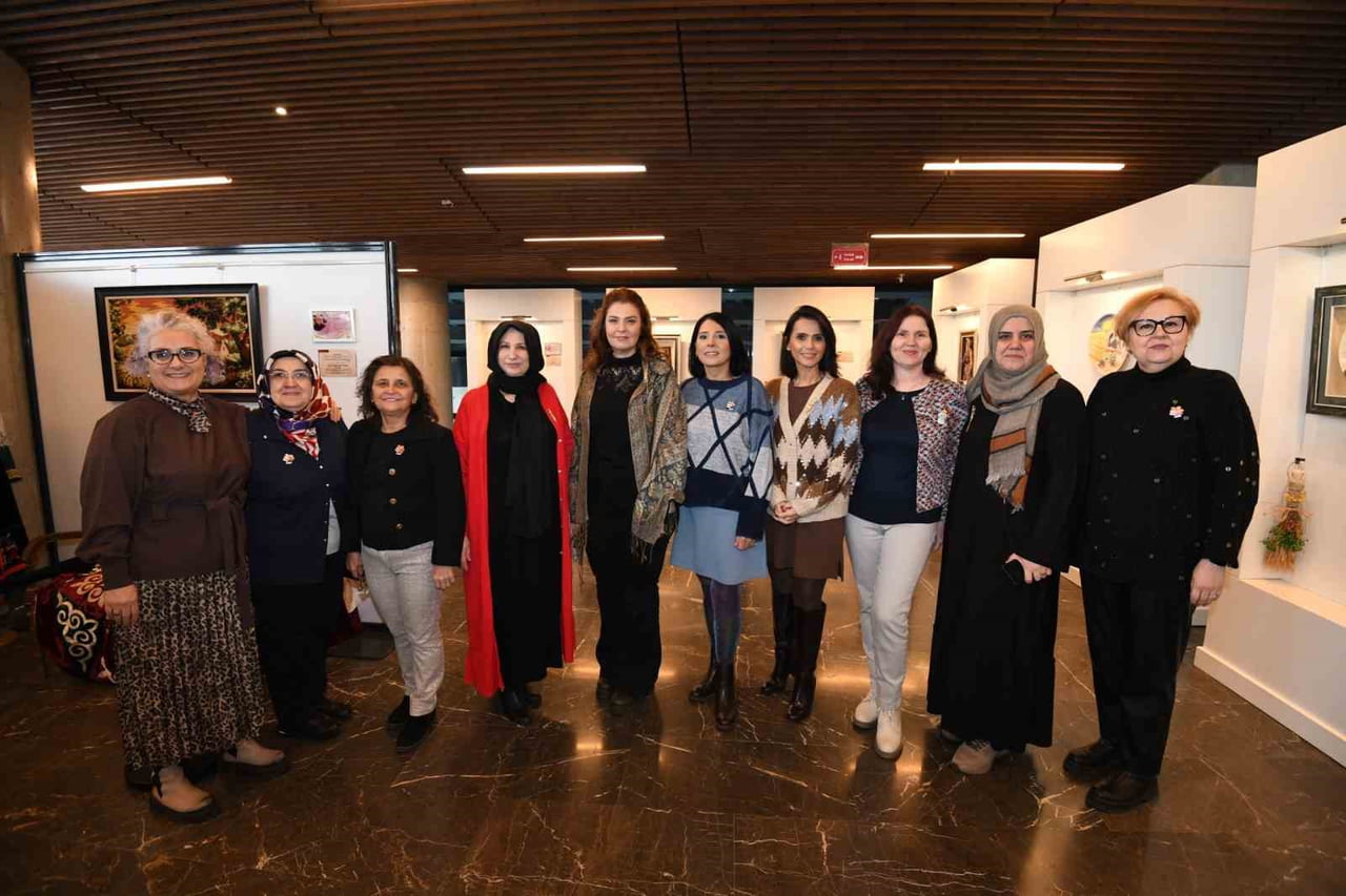 SANATA VE EDEBİYATA GÖSTERDİĞİ DEĞER İLE BİRÇOK PROJEYE İMZA ATAN OSMANGAZİ BELEDİYESİ...