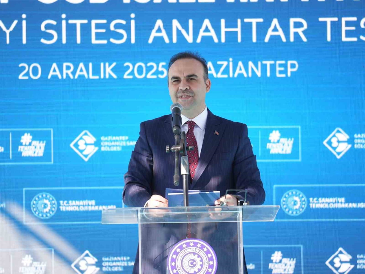 SANAYİ VE TEKNOLOJİ BAKANI MEHMET FATİH KACIR, GAZİANTEP'TE OSB İSALE HATTI VE İSLAHİYE SANAYİ...