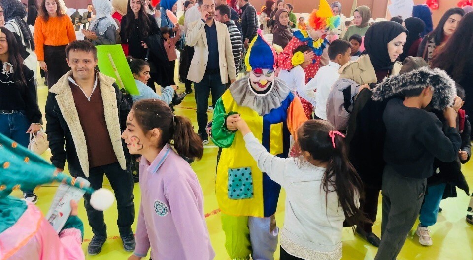 ŞANLIURFA'NIN CEYLANPINAR İLÇESİNDE ENGELLİ BİREYLERİN FARKINDALIĞINI ARTIRMAK VE ONLARLA BİR...