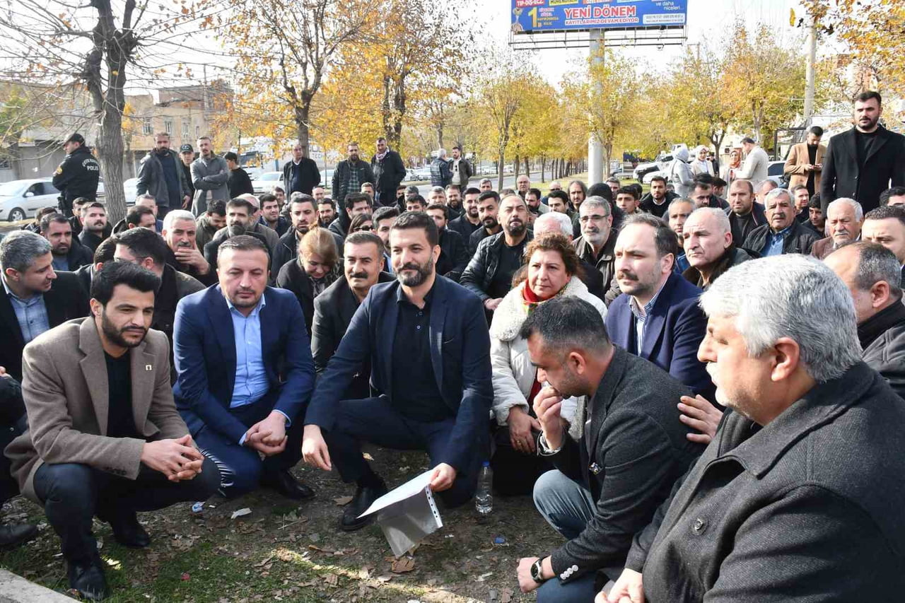 ŞANLIURFA’NIN SİVEREK İLÇESİNDE, SIK SIK ÖLÜMLE SONUÇLANAN TRAFİK KAZALARIYLA GÜNDEME GELEN ŞEHİR...