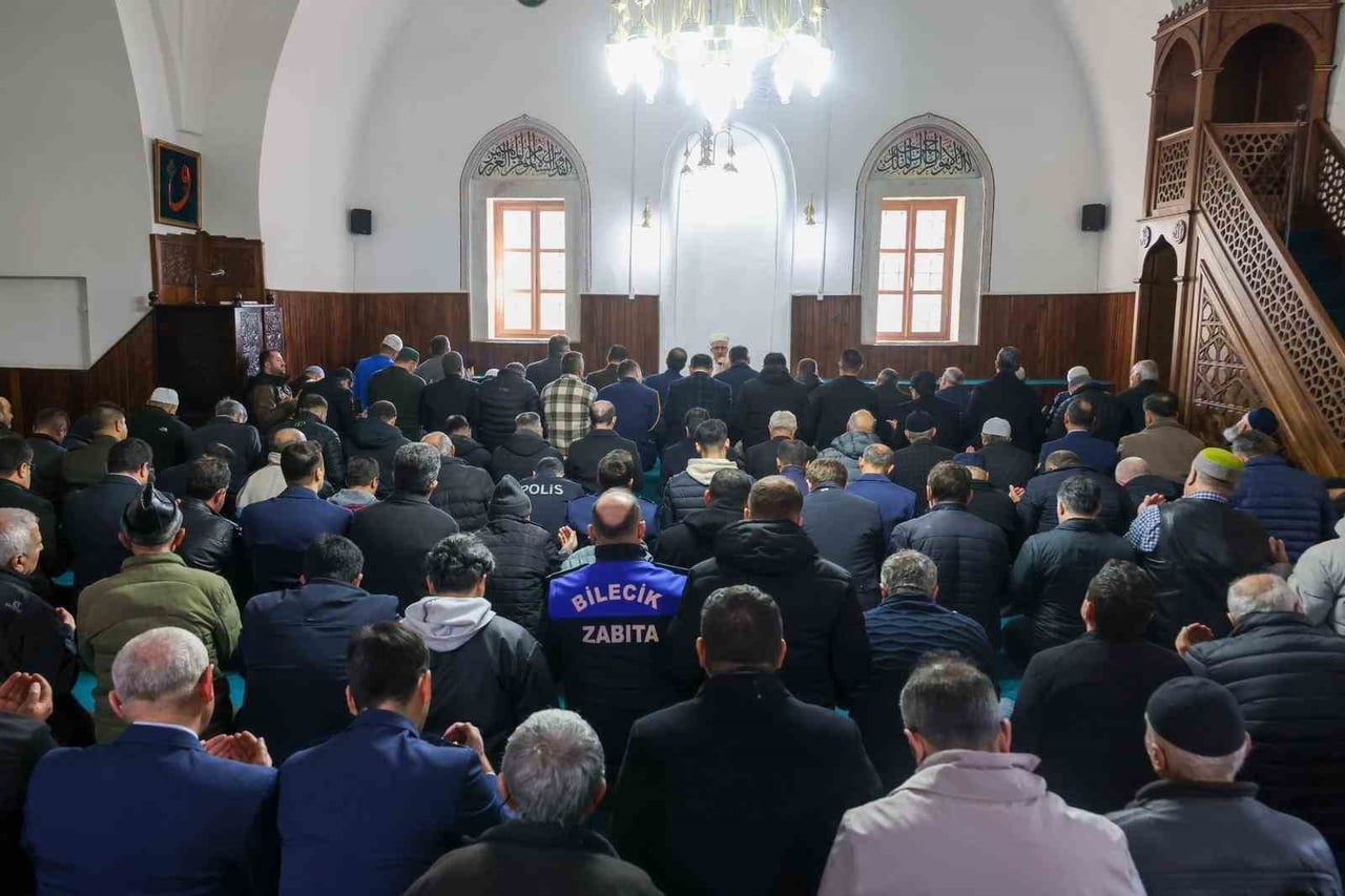 ŞEHİT İLHAN ONGAN DUALARLA ANILDI