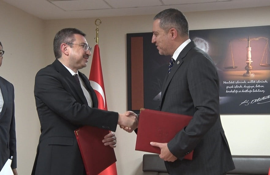 SERMAYE PİYASASI KURULU (SPK) İLE TÜRKİYE BAROLAR BİRLİĞİ ARASINDA "FİNANSAL OKURYAZARLIĞIN...