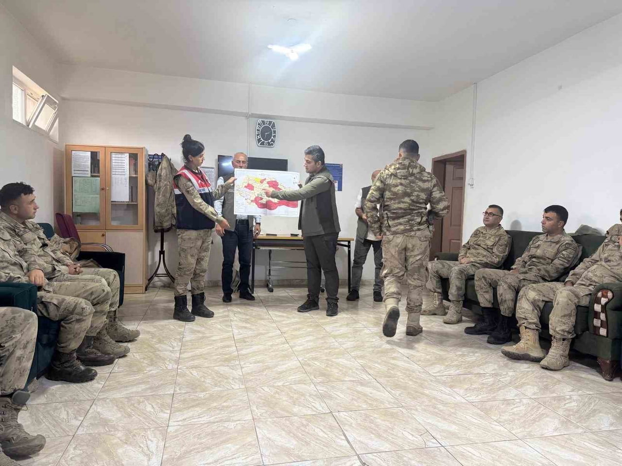 SİİRT DOĞA KORUMA VE MİLLİ PARKLAR MÜDÜRLÜĞÜ İLE SİİRT İL JANDARMA KOMUTANLIĞINA BAĞLI EKİPLER...