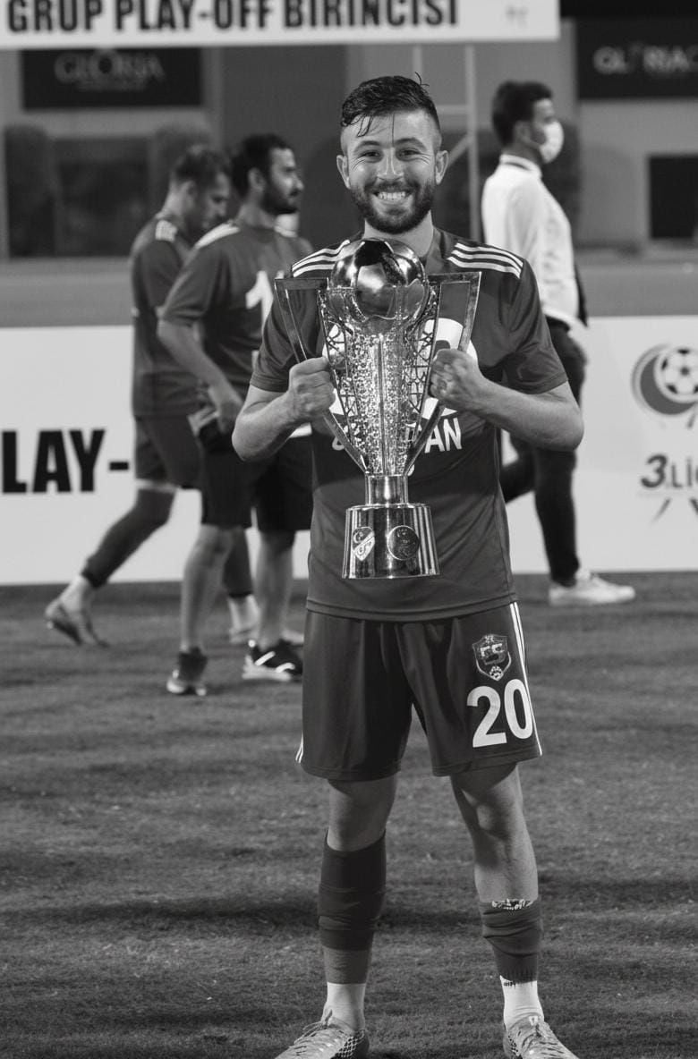 SİLAHLI SALDIRIYA UĞRAYAN ERZİNCANSPORLU ESKİ FUTBOLCU HAYATINI KAYBETTİ