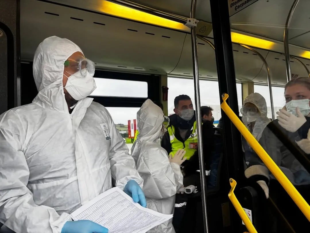 SİNOP HAVALİMANI'NDA, SAĞLIK VE GÜVENLİK HİZMETLERİNİN KOORDİNASYONUNU GÜÇLENDİRMEK AMACIYLA...