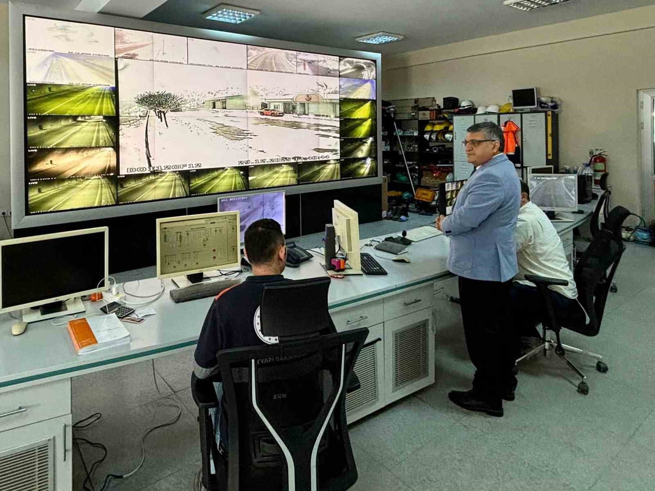 SİNOP’UN YÜKSEK KESİMLERİNDE ETKİLİ OLAN KAR YAĞIŞI VE ARDINDAN OLUŞAN BUZLANMA, EĞİTİM-ÖĞRETİMDE...