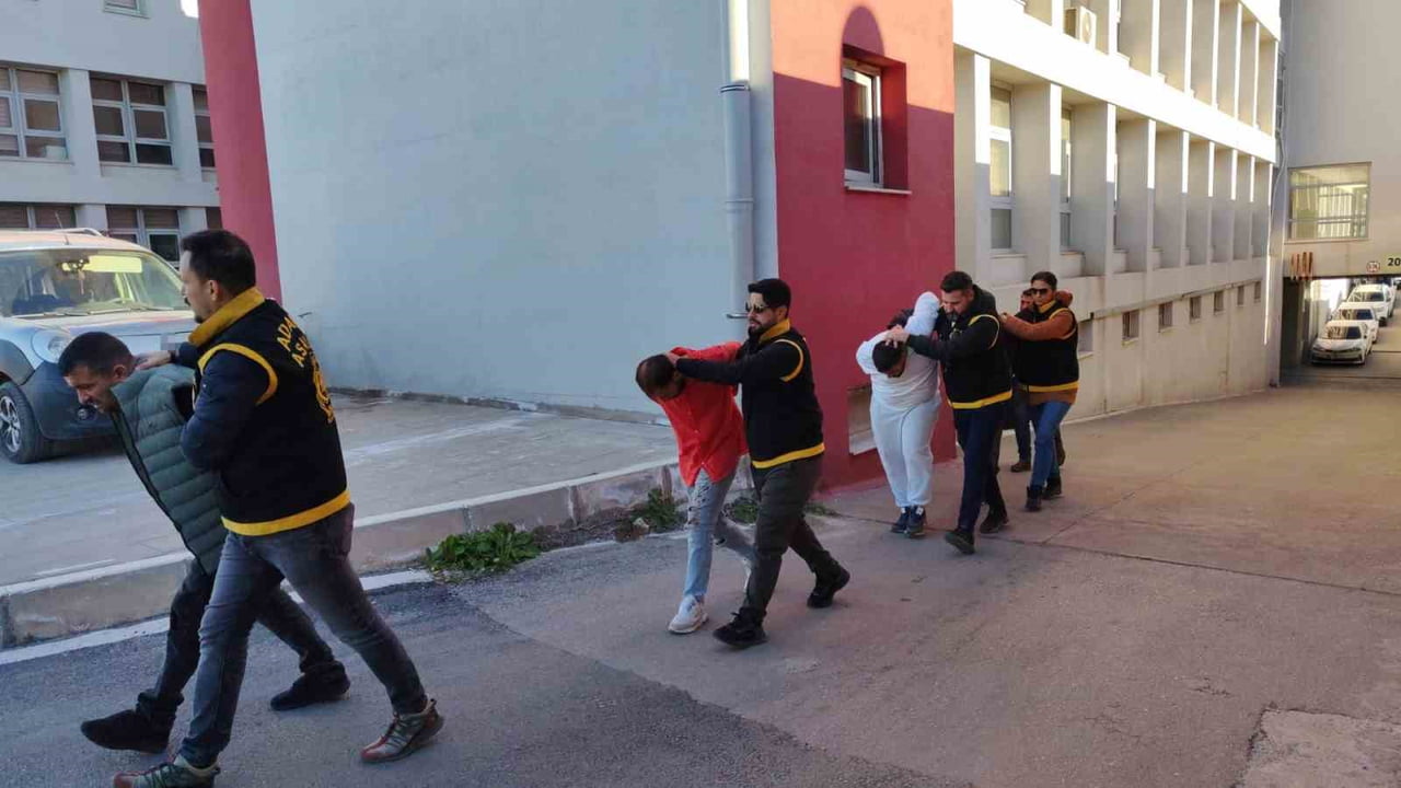 SIRASIYLA ENGİN D., ÖMER F., BARIŞ Y., VE BÜŞRA K