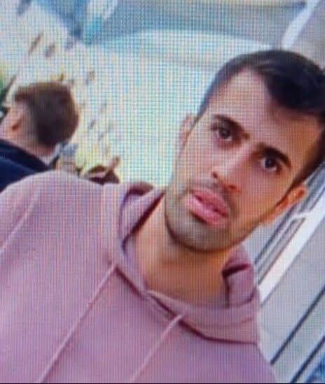 ŞIRNAK'TA BOŞANMA DAVASI İÇİN GELDİĞİ ADLİYEDE TABANCAYLA İNTİHAR GİRİŞİMİNDE BULUNAN POLİS...