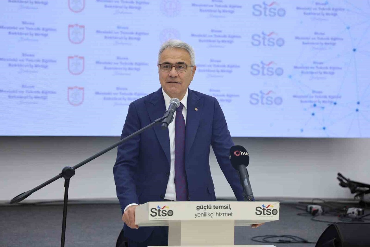 SİVAS’TA LİSE VE ÜNİVERSİTE ÖĞRENCİLERİ, İŞ ADAMLARI İLE BİR ARAYA GELDİ. BİLGİ VE TECRÜBE...