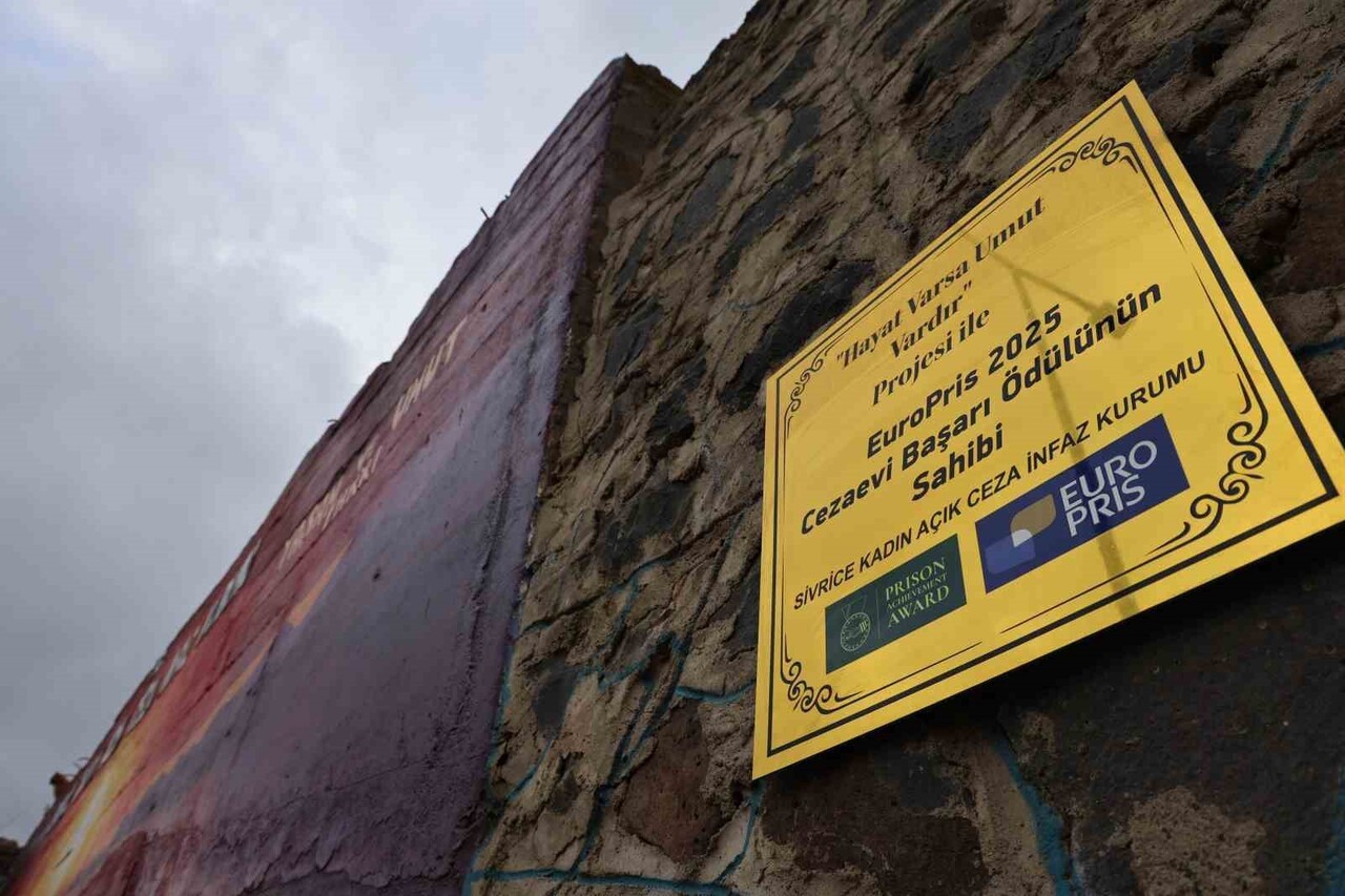 SİVRİCE KADIN AÇIK CEZA İNFAZ KURUMU, “HAYAT VARSA UMUT VARDIR” PROJESİYLE 30 ÜLKENİN KATILDIĞI...