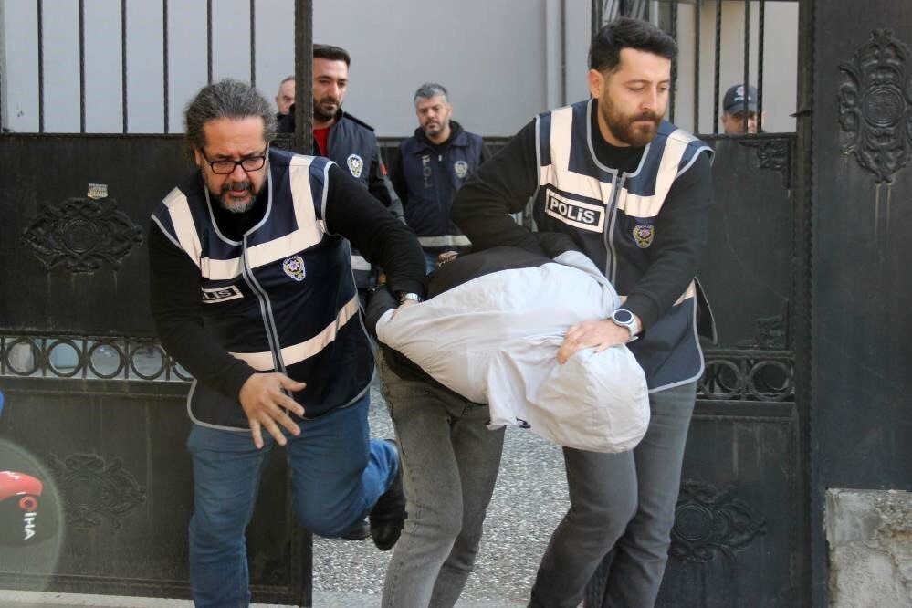 ŞİYAR ALPASLAN (ARŞİV)