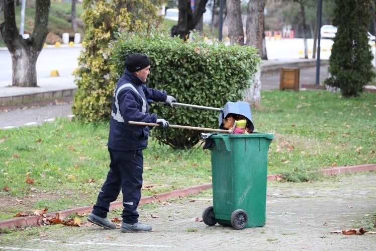 SÖĞÜT'TE TEMİZLİK ÇALIŞMALARI HIZ KAZANDI
