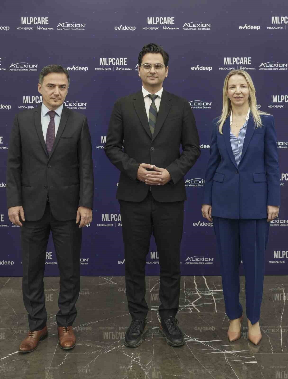 (SOLDAN SAĞA) BARIŞ ERDOĞAN, DR. SİNAN ŞAHİN, DERYA KÖKER