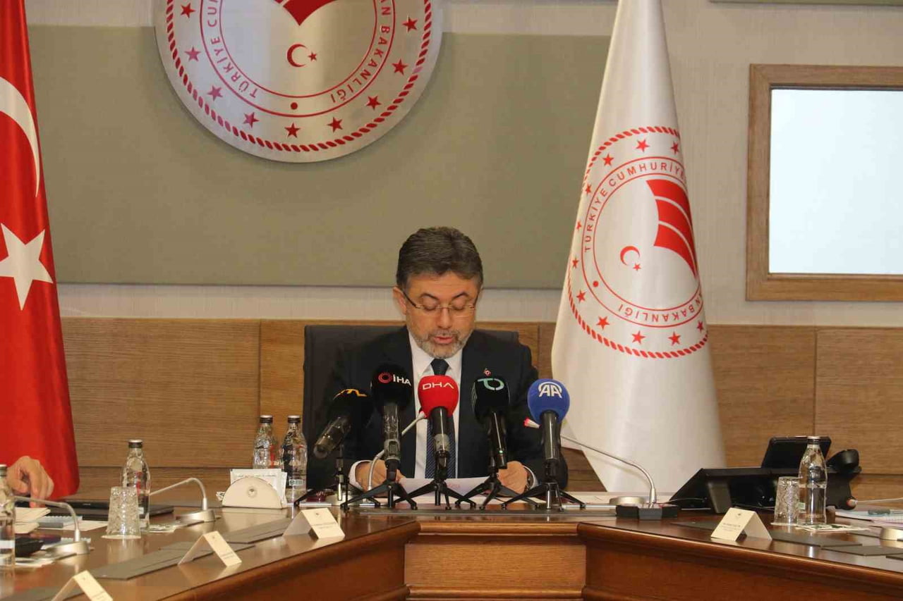 TARIM VE ORMAN BAKANI İBRAHİM YUMAKLI