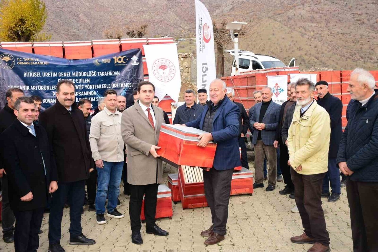 TARIM VE ORMAN BAKANLIĞININ YÜZDE 80 HİBE DESTEĞİ VE ÜRETİCİLERİN YÜZDE 20 KATKISIYLA BATMAN'IN...