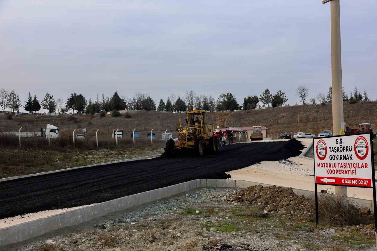 TAŞKÖPRÜ BELEDİYE BAŞKANLIĞI TARAFINDAN İLÇEDE BULUNAN YENİ KAMYON GARAJI İLE ETHEM MAHALLESİ’NİN...