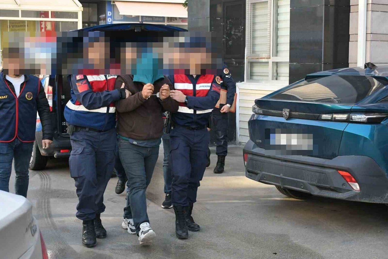 TERÖR ÖRGÜTÜ PKK/KCK'YA YÖNELİK SUÇLARDAN HAKKINDA MÜEBBET HAPİS CEZASI BULUNAN VE 15 YILDIR...