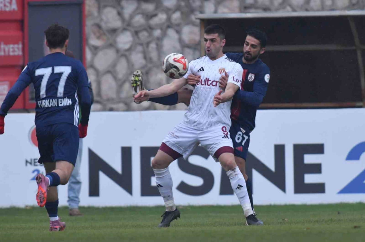 TFF 2. LİG BEYAZ GRUP 19. HAFTASINDA İNEGÖLSPOR SAHASINDA KARŞILAŞTIĞI ALTINORDU'YU 3-1 MAĞLUP...