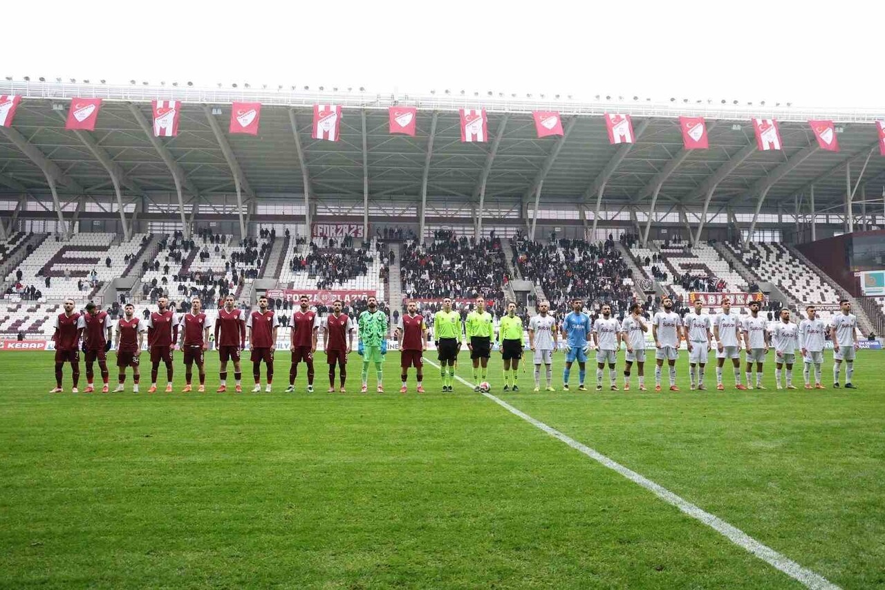 TFF 2. LİG BEYAZ GRUP’UN 16. HAFTASINDA ELAZIĞSPOR, EVİNDE İNEGÖLSPOR’U 4-2 MAĞLUP ETTİ.