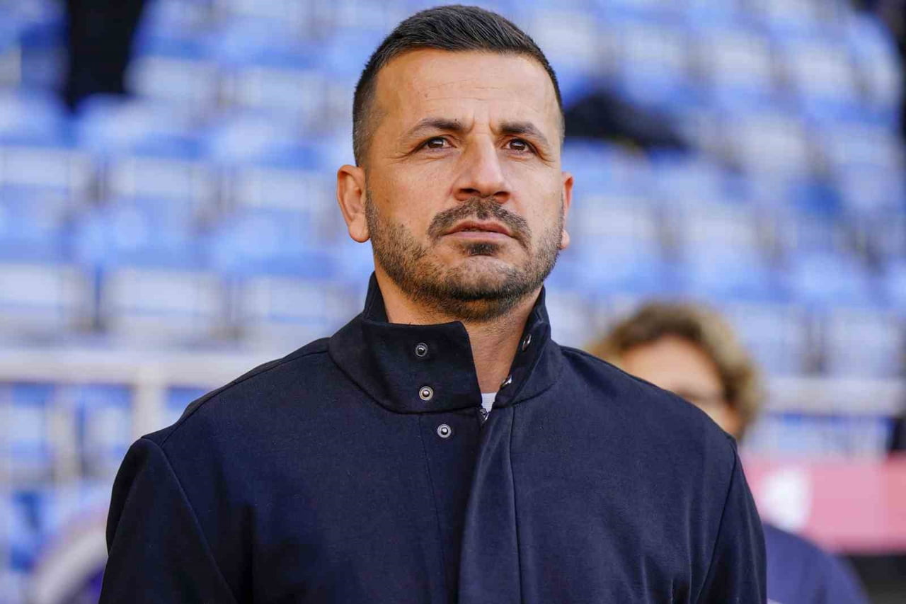 TFF NESİNE 2. LİG KIRMIZI GRUP EKİPLERİNDEN SOMASPOR TEKNİK DİREKTÖRLÜK GÖREVİ İÇİN CAFER ELEK İLE...