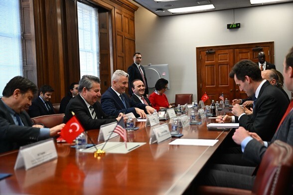 TİCARET BAKANI ÖMER BOLAT, ABD TİCARET BAKANI HOWARD LUTNİCK İLE BİR ARAYA GELDİ.