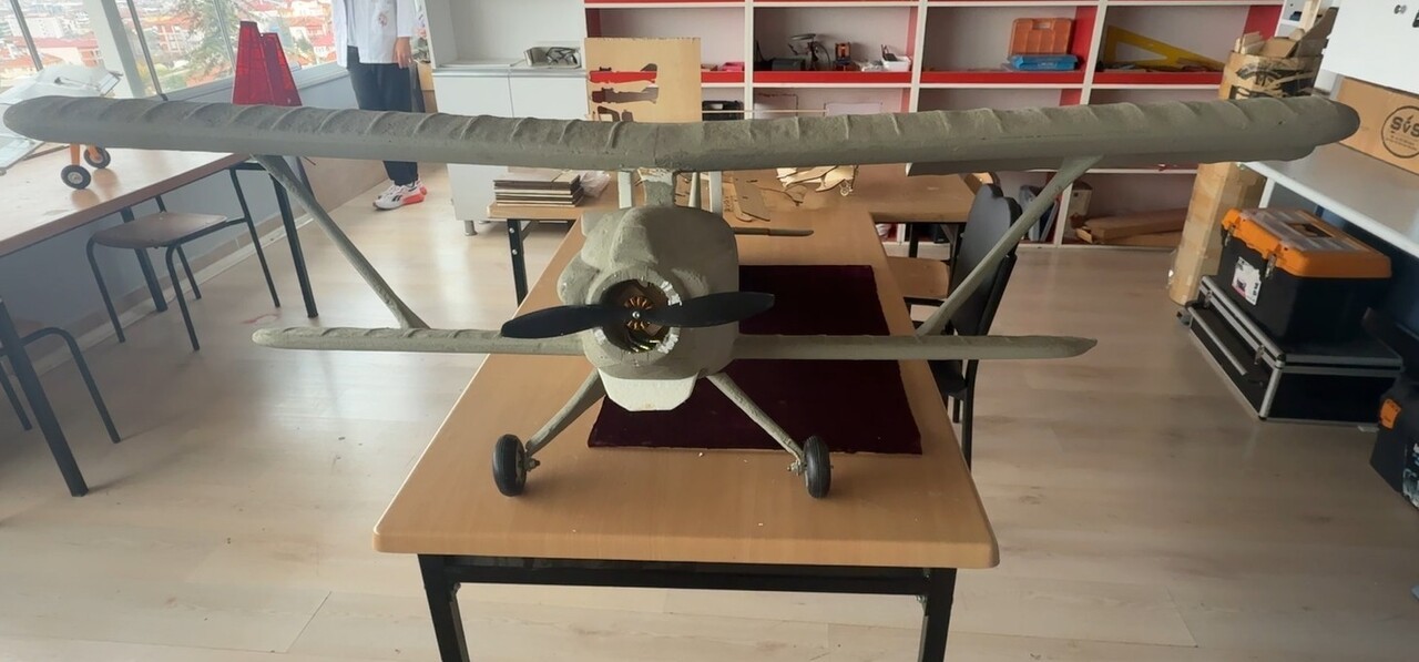 TOKAT'IN ERBAA İLÇESİNDE LİSE ÖĞRENCİLERİ, CUMHURİYETİN İLK YILLARINDA ERBAALILARIN BAĞIŞLARIYLA...