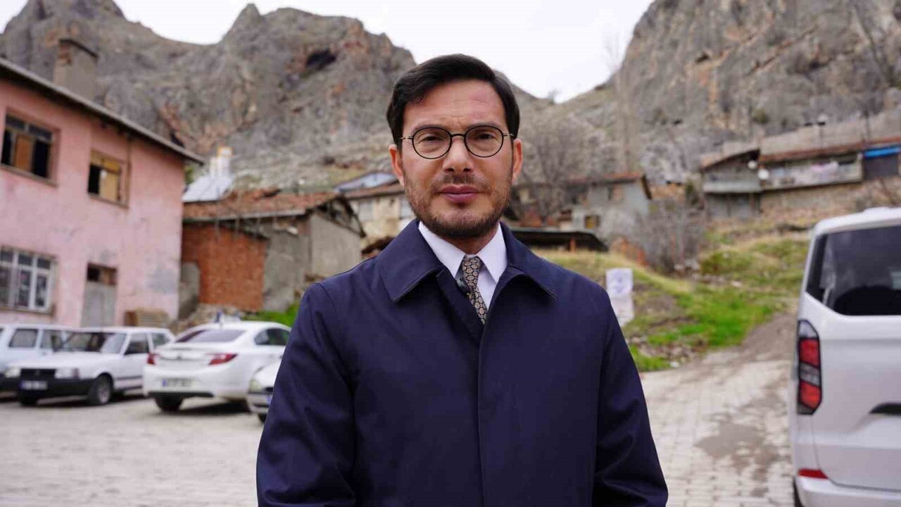 TOKAT BELEDİYE BAŞKANI MEHMET KEMAL YAZICIOĞLU, SEÇİM ÖNCESİNDE KENTSEL DÖNÜŞÜMLE İLGİLİ...