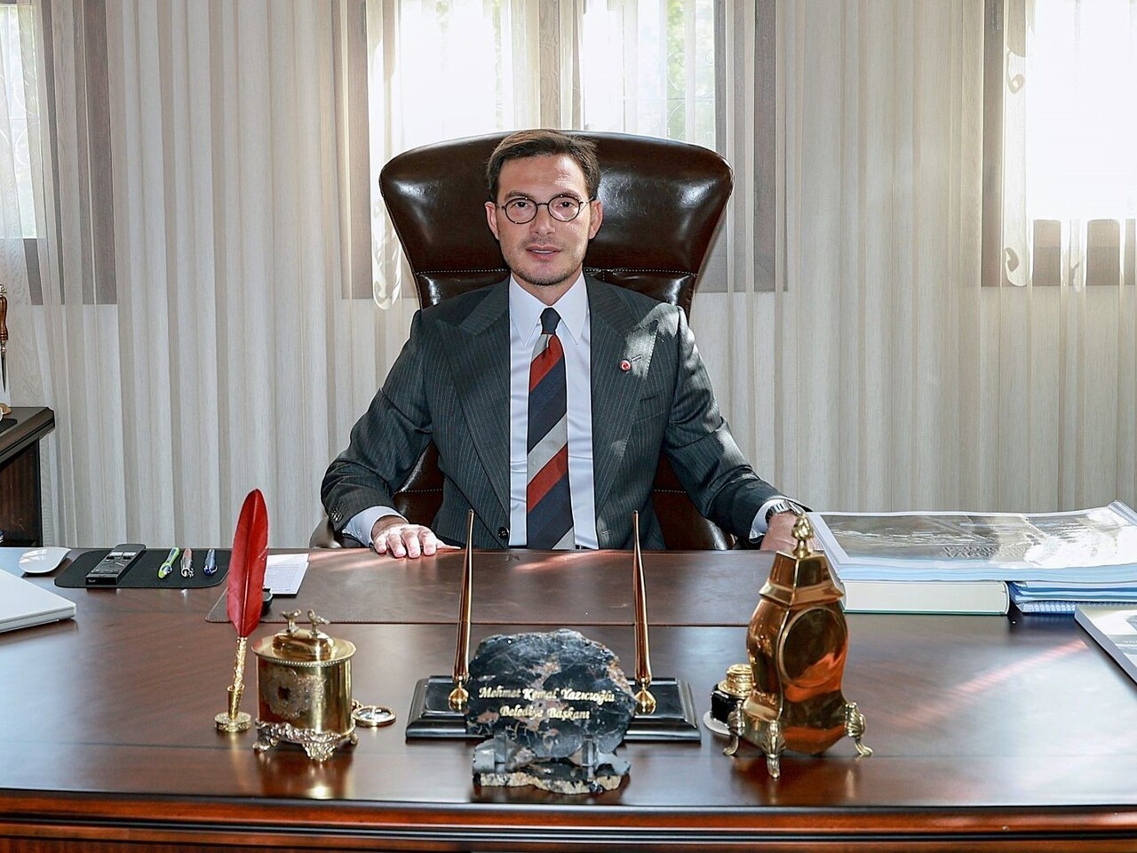 TOKAT BELEDİYESİ BAŞKANLIK BİNASI OLARAK KULLANILAN CANİKLİ KONAĞI’NDA, BELEDİYE BAŞKANI MEHMET...