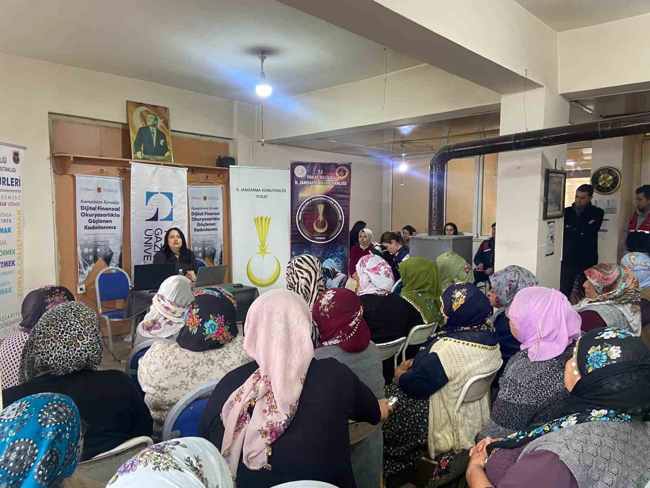 TOKAT GAZİOSMANPAŞA ÜNİVERSİTESİ TARAFINDAN DÜZENLENEN EĞİTİMDE KIRSALDA YAŞAYAN KADINLARA DİJİTAL...