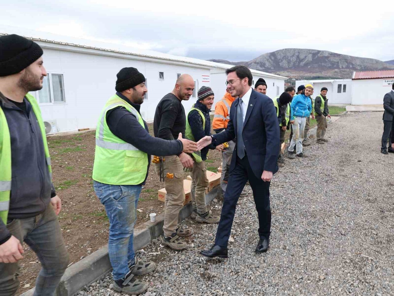 TOKAT (İHA) - TOKAT BELEDİYE BAŞKANI MEHMET KEMAL YAZICIOĞLU, YENİ YEŞİL KÜÇÜK SANAYİ SİTESİ’NDE...