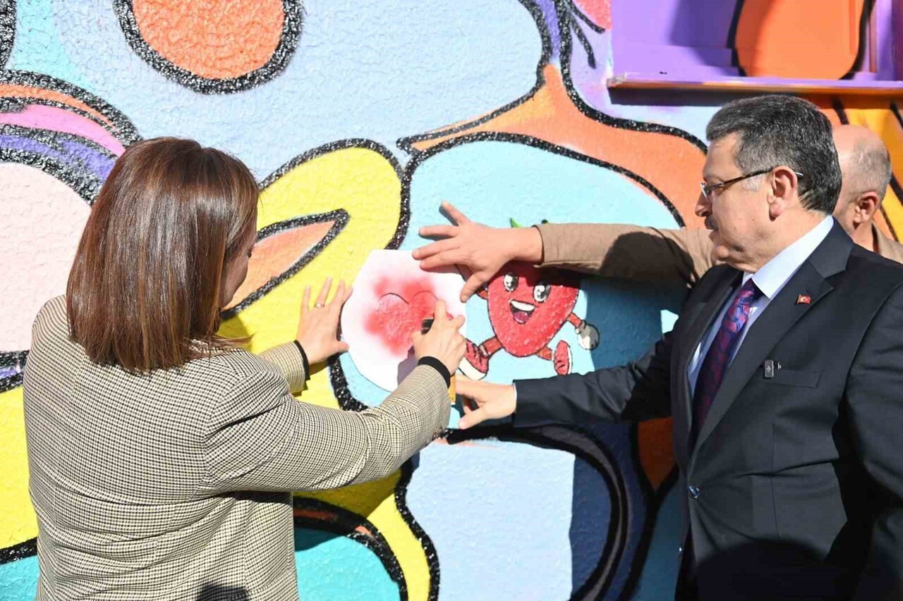 TRABZON BÜYÜKŞEHİR BELEDİYESİ VE İL MİLLİ EĞİTİM MÜDÜRLÜĞÜ İŞ BİRLİĞİYLE ÇİLEKLİ DÜŞLER KÖYÜ YAŞAM...