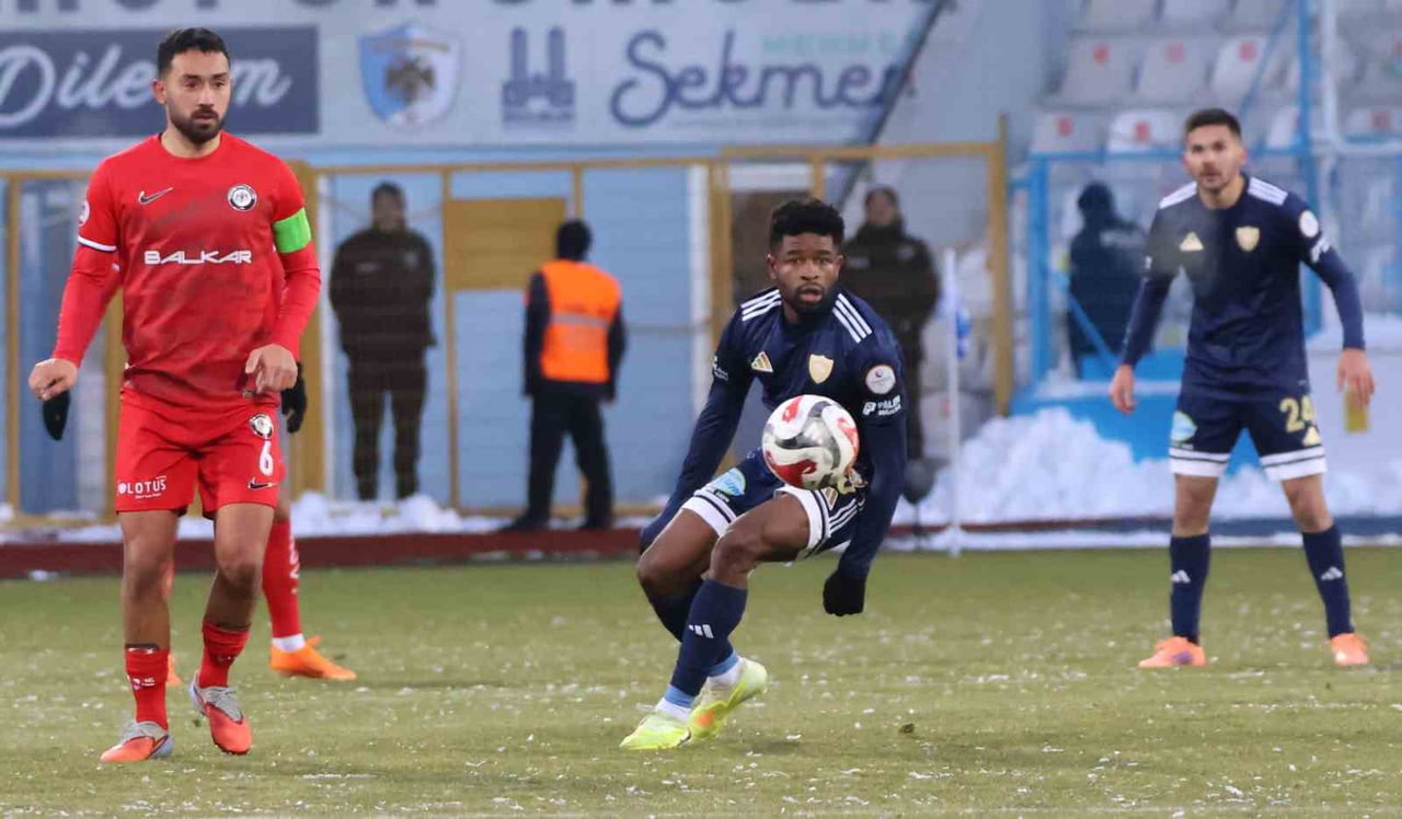 TRENDYOL 1. LİG 2025-2026 SEZONUNUN 19. HAFTA KARŞILAŞMASINDA ERZURUMSPOR FK ÇORUM FK’YI 1-0...