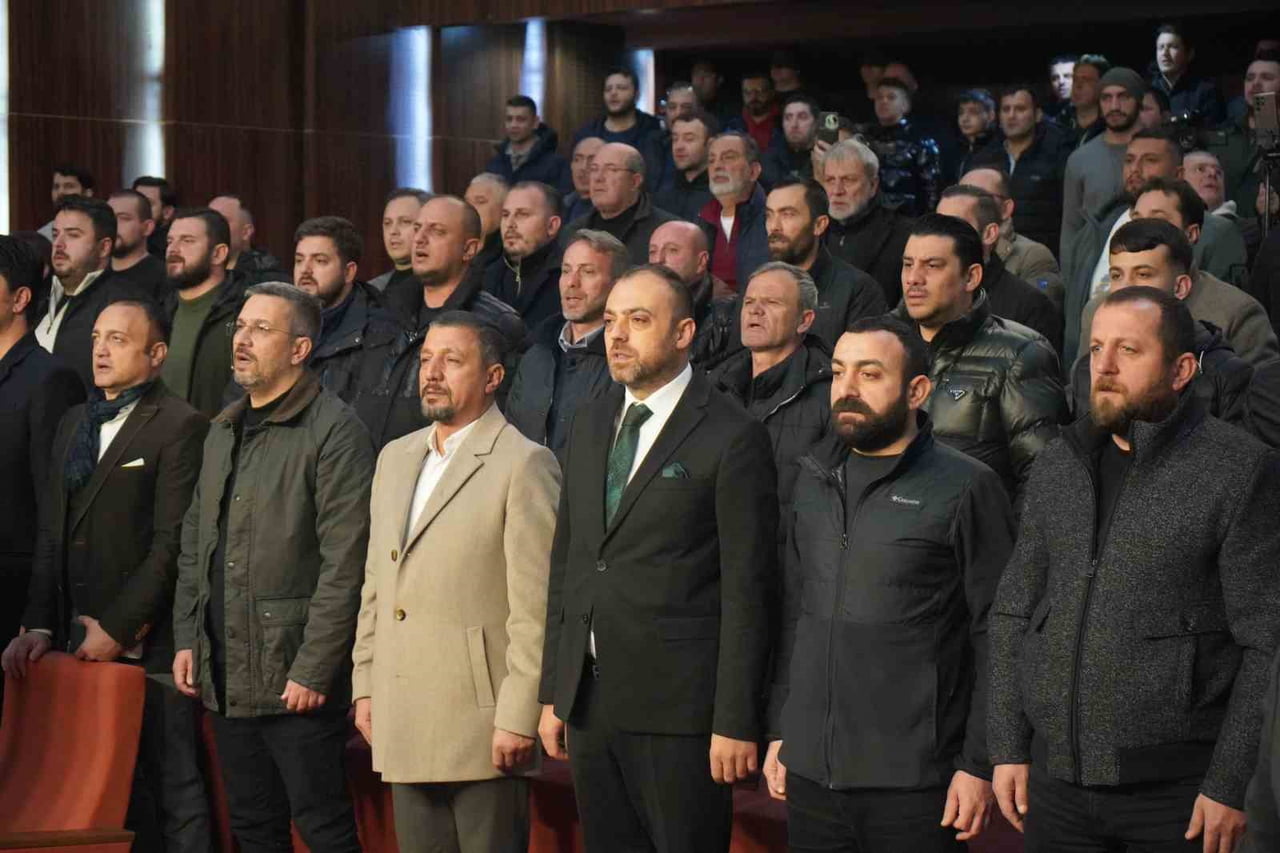 TRENDYOL 1. LİG EKİPLERİNDEN SAKARYASPOR'UN OLAĞANÜSTÜ GENEL KURULUNDA TEK ADAY OLARAK SEÇİME...