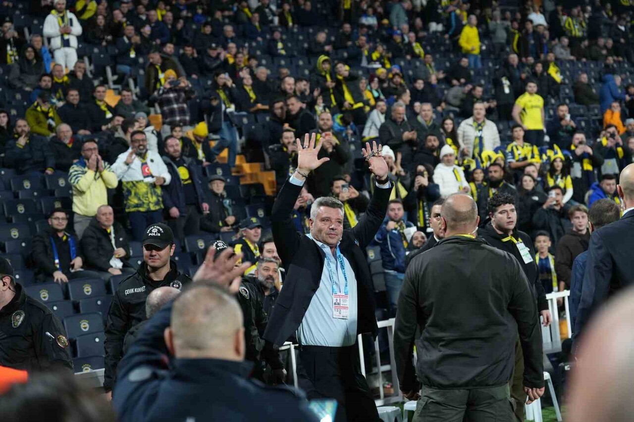 TRENDYOL SÜPER LİG'İN 16. HAFTASINDA FENERBAHÇE, SAHASINDA KONYASPOR İLE KARŞILAŞIYOR. MÜSABAKANIN...